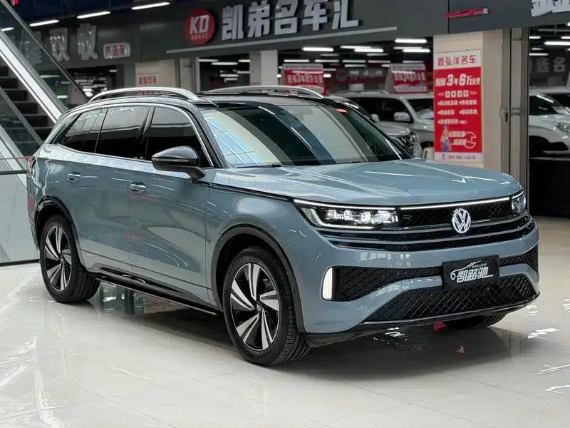 2023 Range Rover 380TSI AWD R-Line Cruiser — миниатюра 3