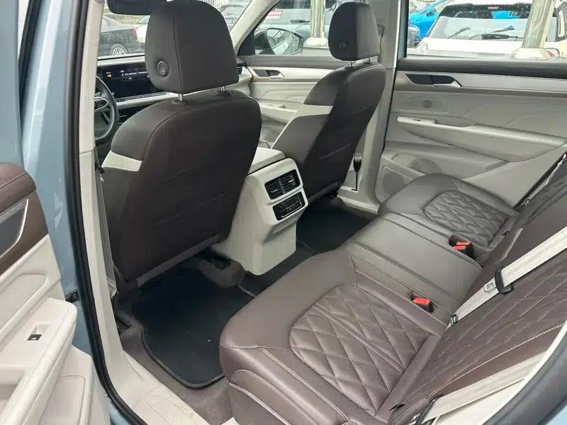 2023 Range Rover 380TSI AWD R-Line Cruiser — миниатюра 10