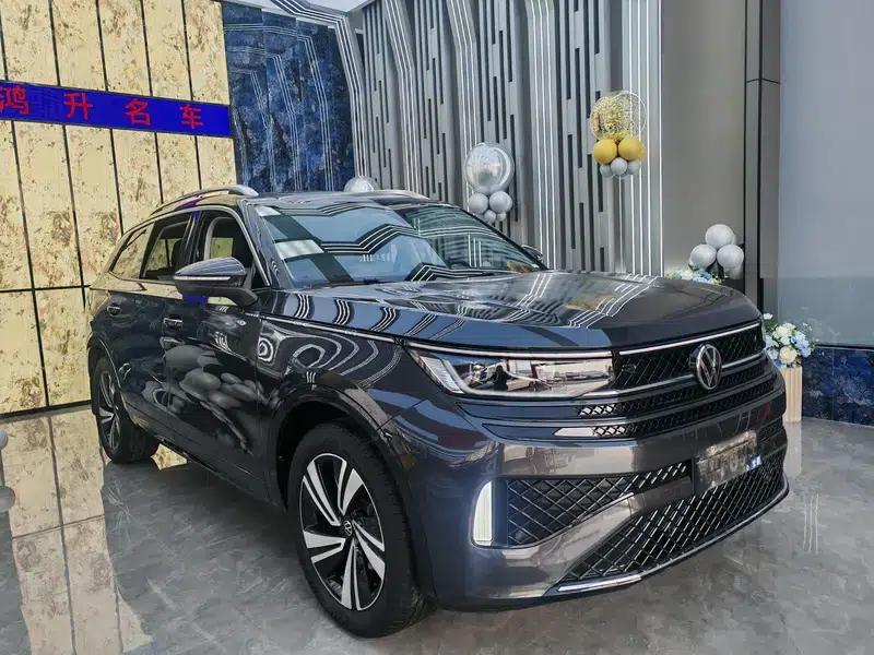 2023 Range Rover 380TSI AWD R-Line Cruiser — миниатюра 3