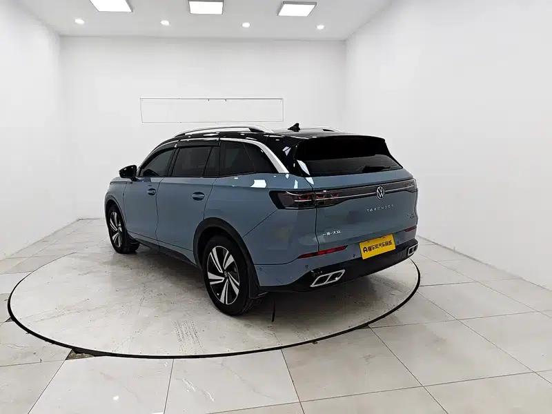 2023 Range Rover 380TSI AWD R-Line Cruiser — миниатюра 5