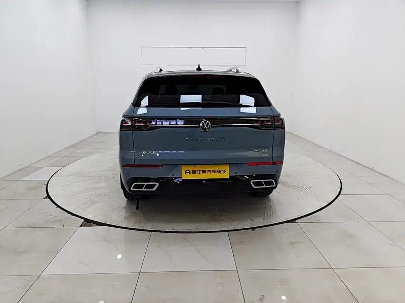 2023 Range Rover 380TSI AWD R-Line Cruiser — миниатюра 6