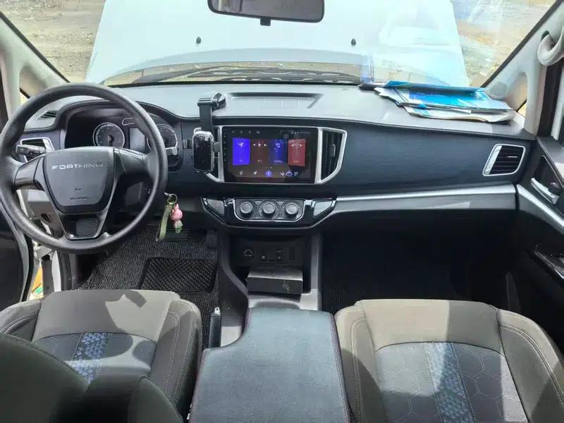 Lingzhi New Energy 2023 Didi Exclusive Edition 7-Seater — миниатюра 7