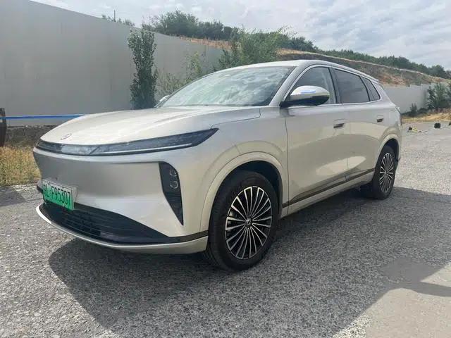Dongfeng Fengshen L8 PHEV 2025 Model 112KM Dream Edition