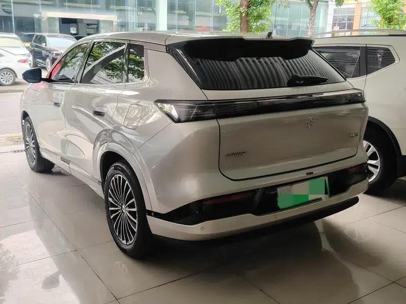 Dongfeng Fengshen L8 PHEV 2025 Model 185KM Dream Edition — миниатюра 3