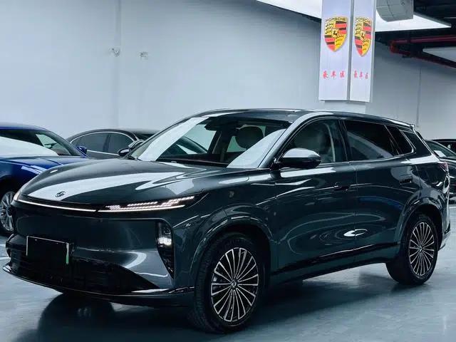 Dongfeng Fengshen L8 PHEV 2025 Model 185KM Dream Edition