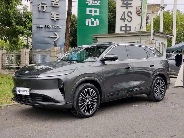 Dongfeng Fengshen L8 PHEV 2025 Model 185KM Dream Edition