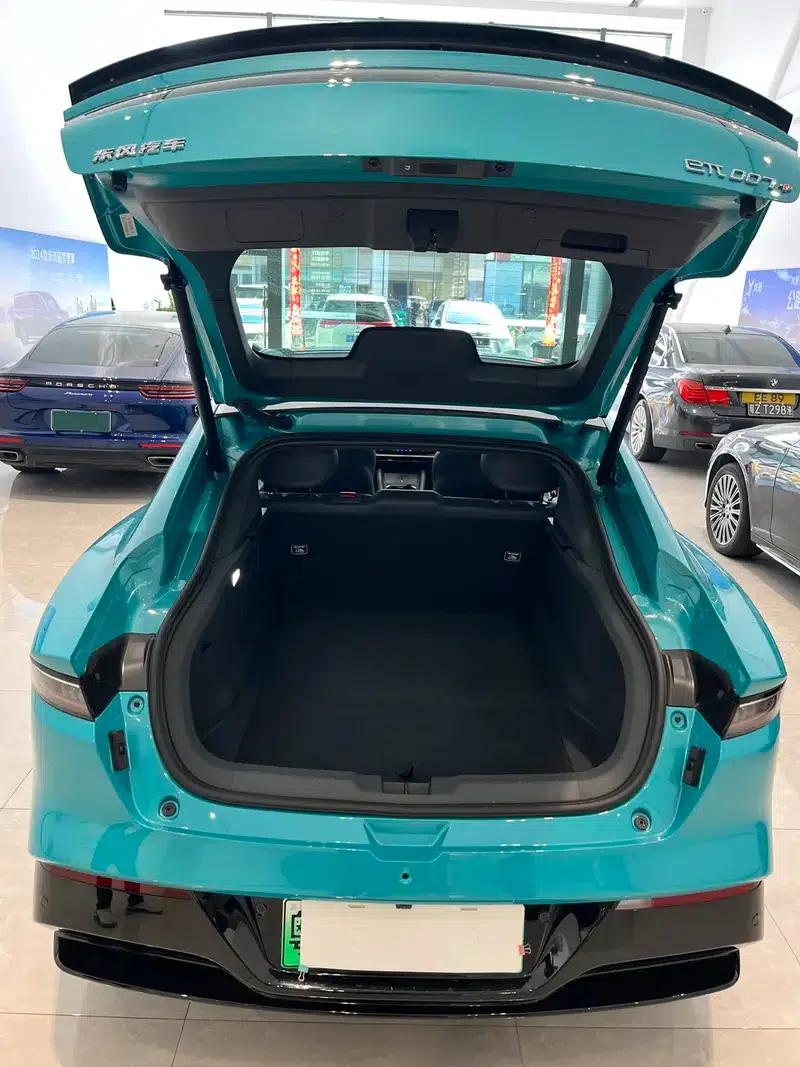 Yipai 007 2025 Pure Electric 565 AWD Max Navigation Edition — миниатюра 4