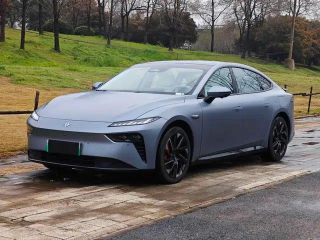 eπ007 2024 Pure Electric 540 AWD Max Edition