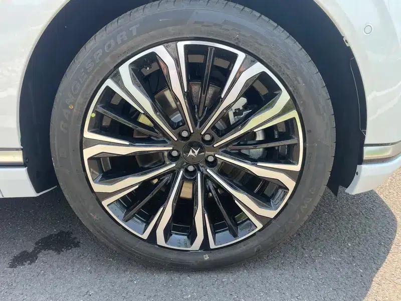Yipai 008 2026 Extended Range Family Edition 6-Seater — миниатюра 7