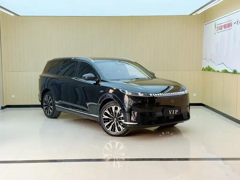 Yipai 008 2025 Model 210Ultra Ruyi Edition 6-Seater — миниатюра 3