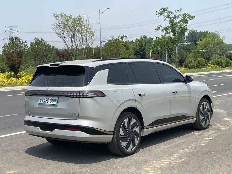 Yipai 008 2024 210Max Extended Range Version 6-Seater — миниатюра 5
