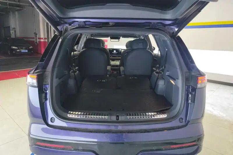 Yipai 008 2024 210Max Extended Range Version 6-Seater — миниатюра 17