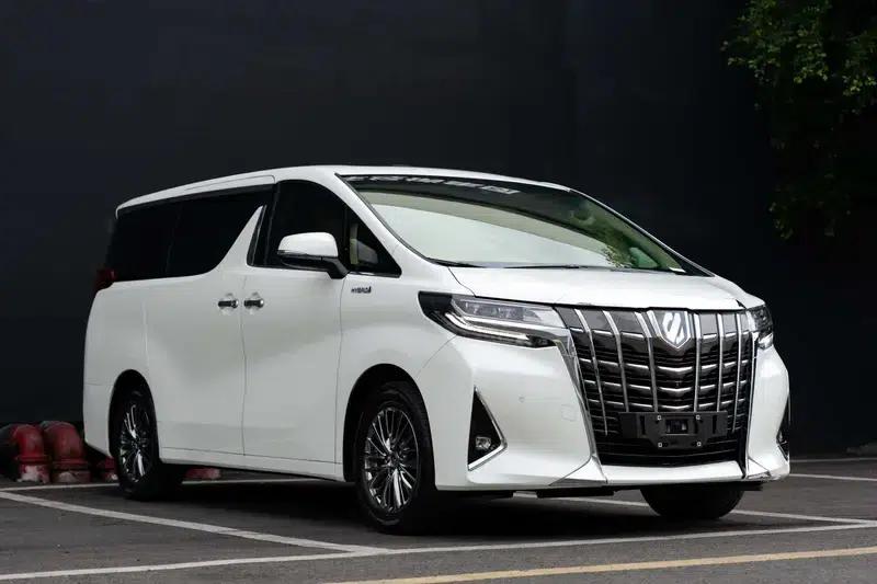 2021 Alphard Hybrid 2.5L Luxury Edition — миниатюра 3