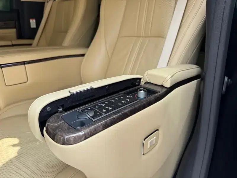 2021 Alphard Hybrid 2.5L Luxury Edition — миниатюра 9