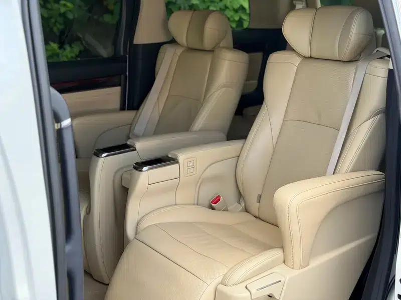 2018 Alphard 3.5L Luxury Edition — миниатюра 14