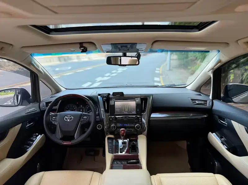 2018 Alphard 3.5L Luxury Edition — миниатюра 9