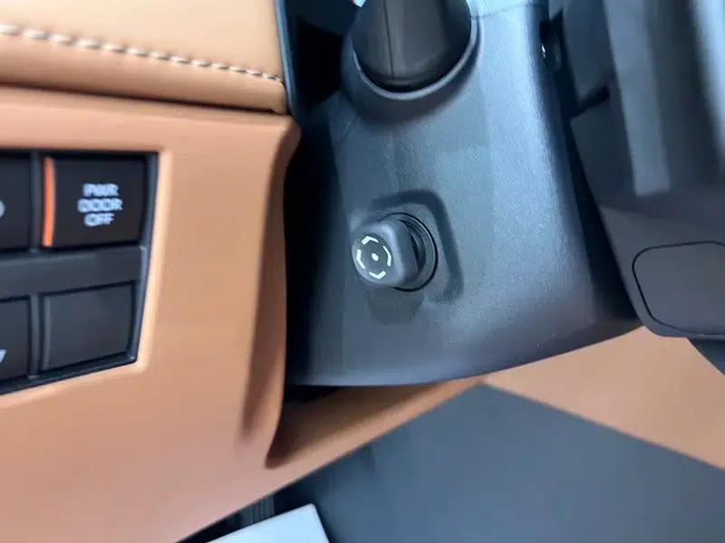 2023 Alphard 2.5L Intelligent Hybrid Dual Engine AWD Premium Edition — миниатюра 34