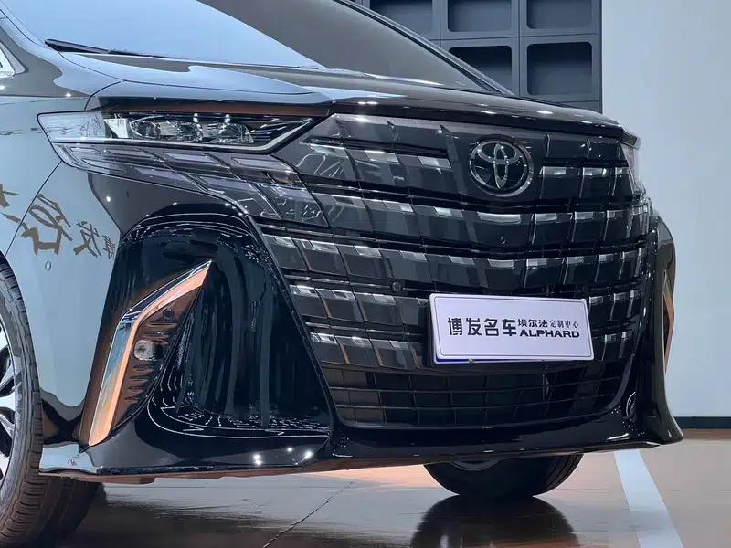 2023 Alphard 2.5L Intelligent Hybrid Dual Engine AWD Premium Edition — миниатюра 10