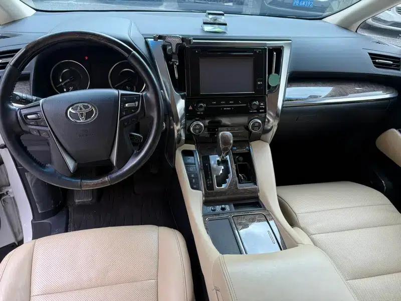 2019 Alphard Hybrid 2.5L Premium Edition — миниатюра 8