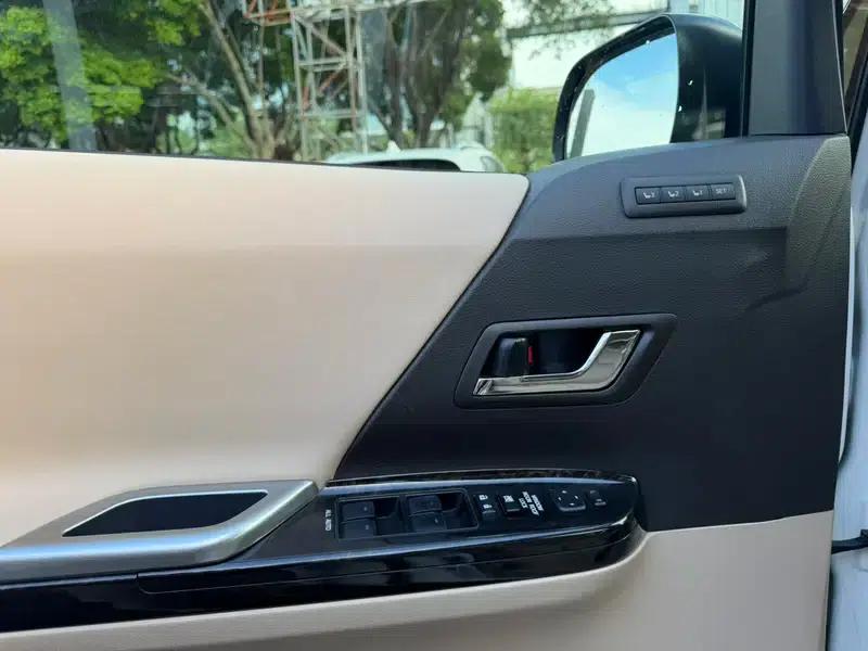 2012 Alphard 2.4L Luxury Edition — миниатюра 13