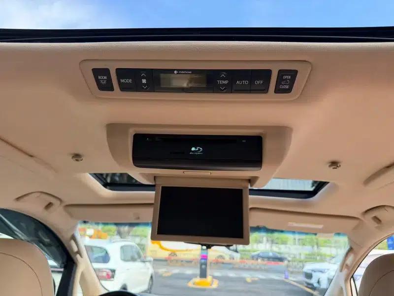 2012 Alphard 2.4L Luxury Edition — миниатюра 16