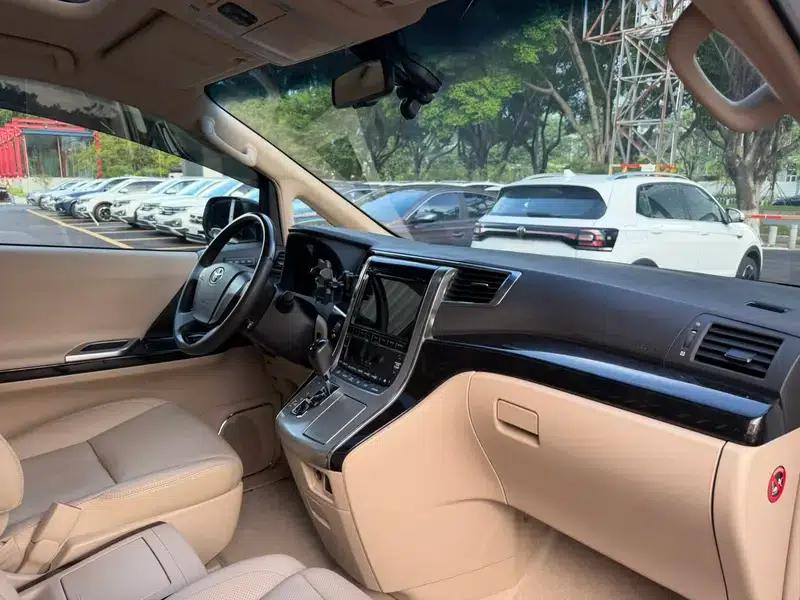 2012 Alphard 2.4L Luxury Edition — миниатюра 17