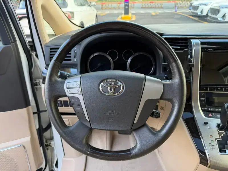 2012 Alphard 2.4L Luxury Edition — миниатюра 19