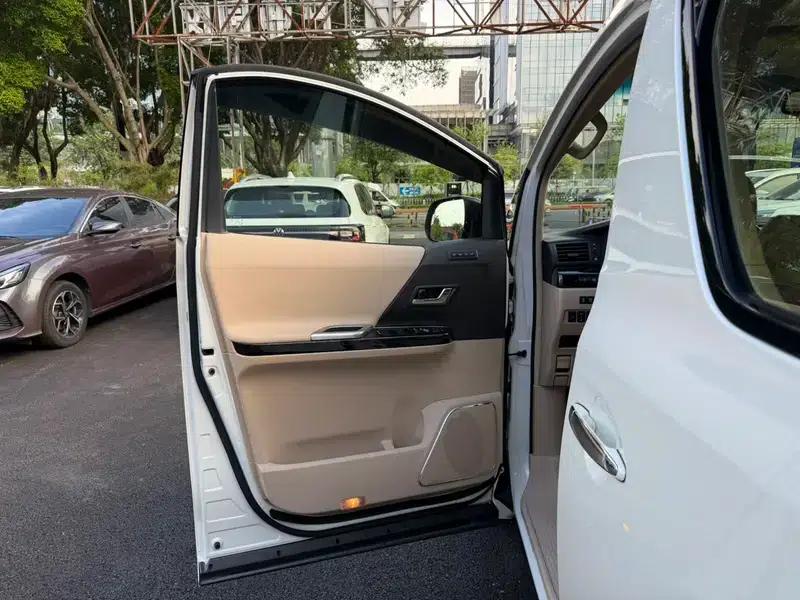 2012 Alphard 2.4L Luxury Edition — миниатюра 26