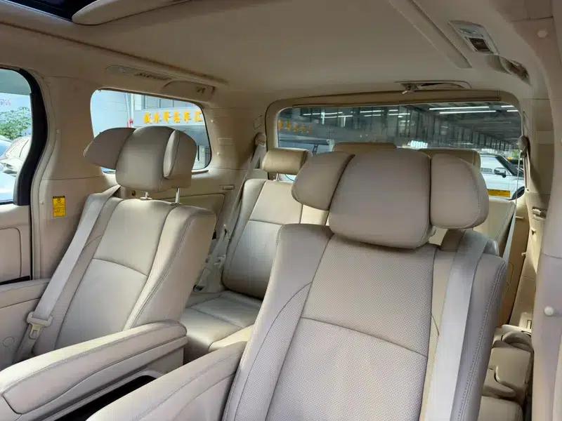 2012 Alphard 2.4L Luxury Edition — миниатюра 29