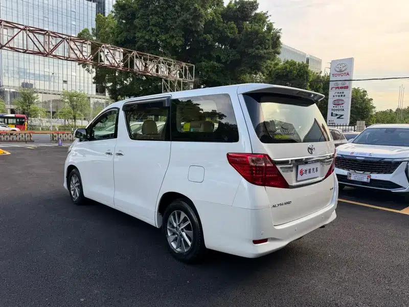2012 Alphard 2.4L Luxury Edition — миниатюра 5
