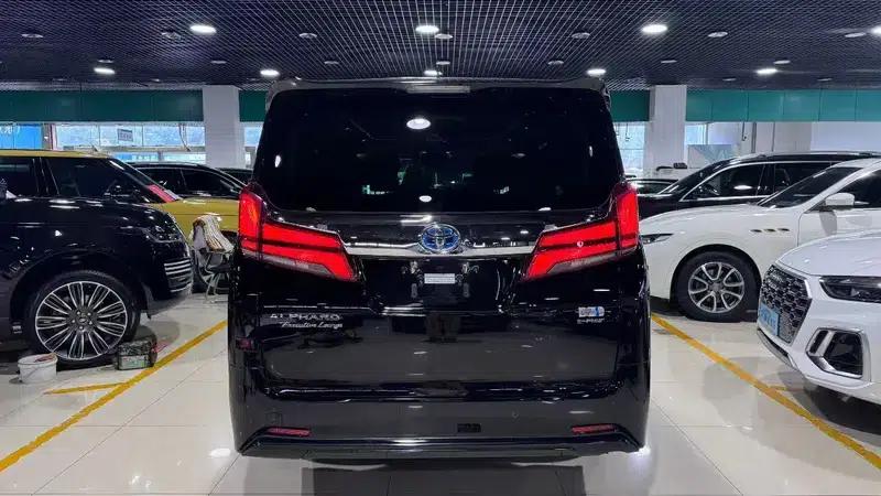 2021 Alphard Hybrid 2.5L Premium Edition — миниатюра 14