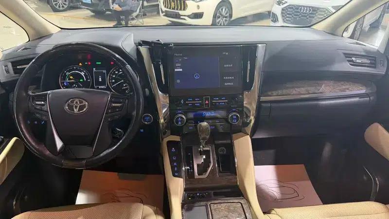 2021 Alphard Hybrid 2.5L Premium Edition — миниатюра 15
