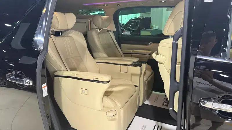 2021 Alphard Hybrid 2.5L Premium Edition — миниатюра 20