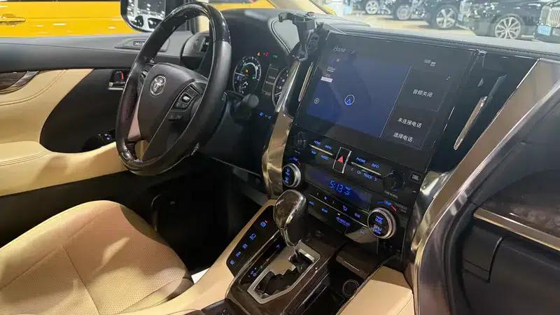 2021 Alphard Hybrid 2.5L Premium Edition — миниатюра 8