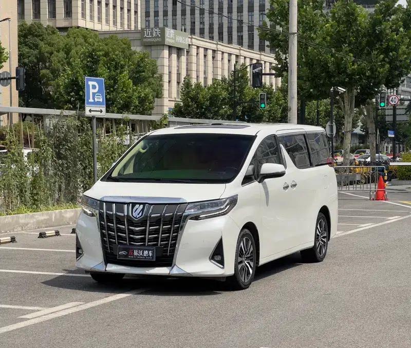 2018 Alphard Facelift 3.5L Premium Edition — миниатюра 1
