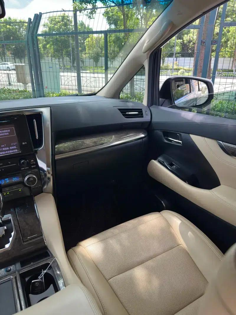2018 Alphard Facelift 3.5L Premium Edition — миниатюра 12