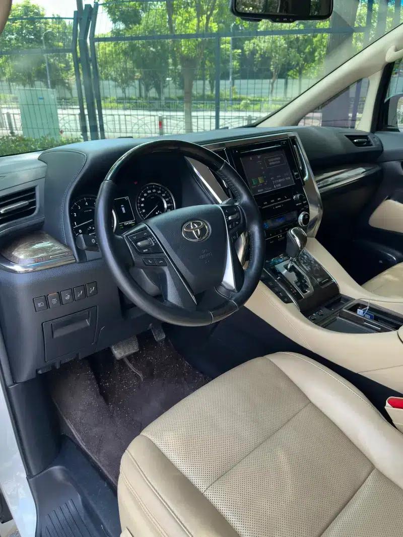 2018 Alphard Facelift 3.5L Premium Edition — миниатюра 18