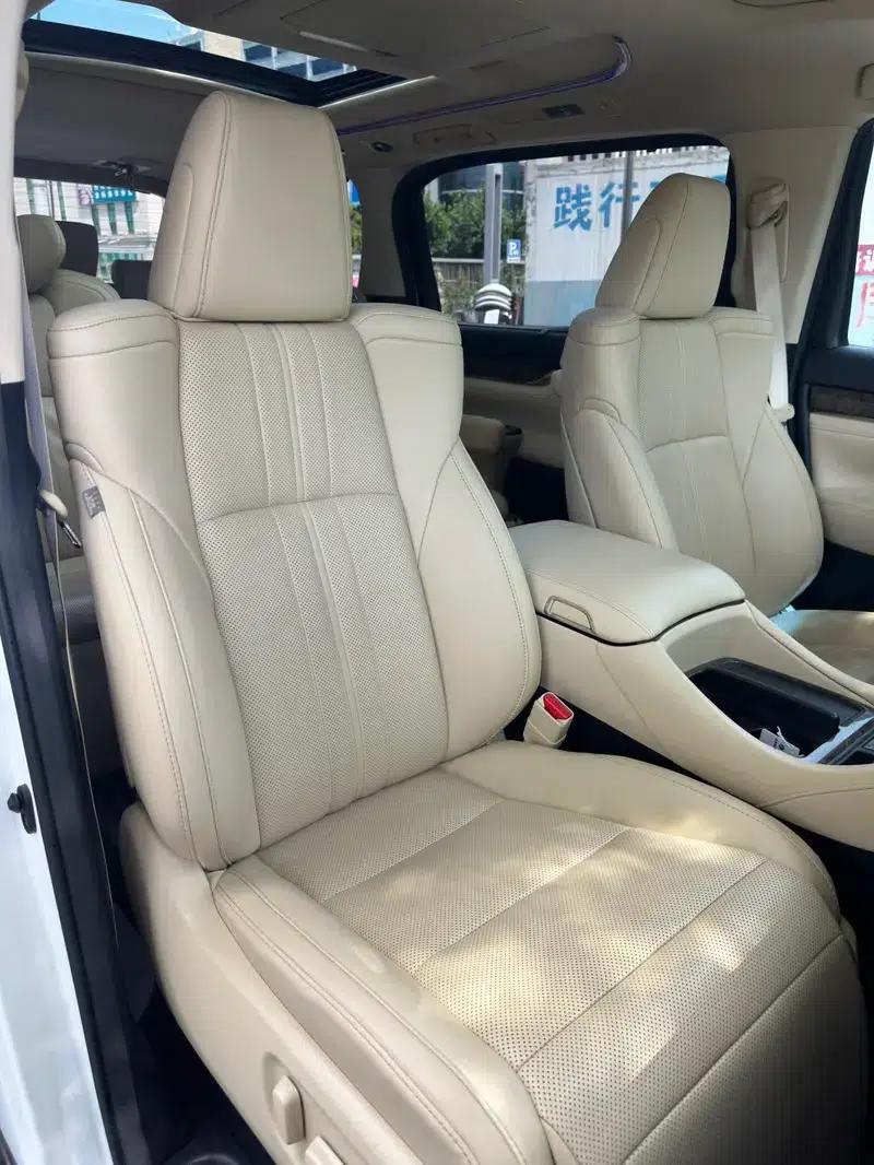 2018 Alphard Facelift 3.5L Premium Edition — миниатюра 20