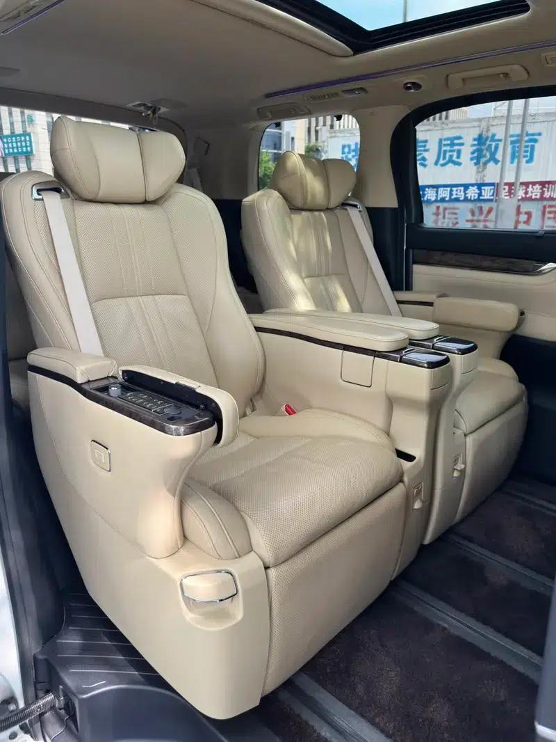 2018 Alphard Facelift 3.5L Premium Edition — миниатюра 22