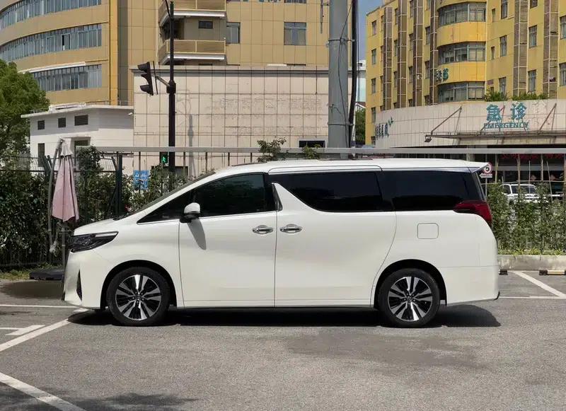 2018 Alphard Facelift 3.5L Premium Edition — миниатюра 4