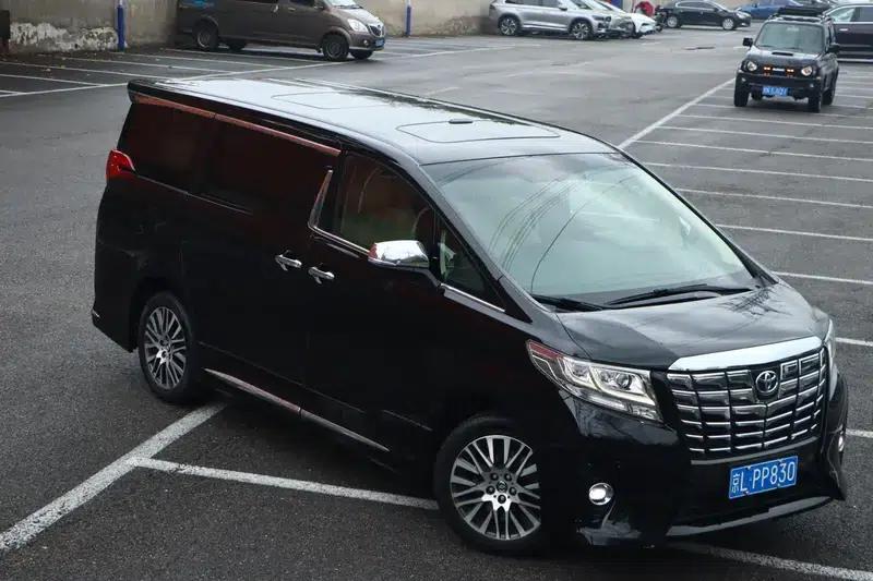 2018 Alphard 3.5L Premium Edition — миниатюра 3