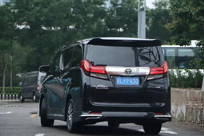 2018 Alphard 3.5L Premium Edition — миниатюра 5