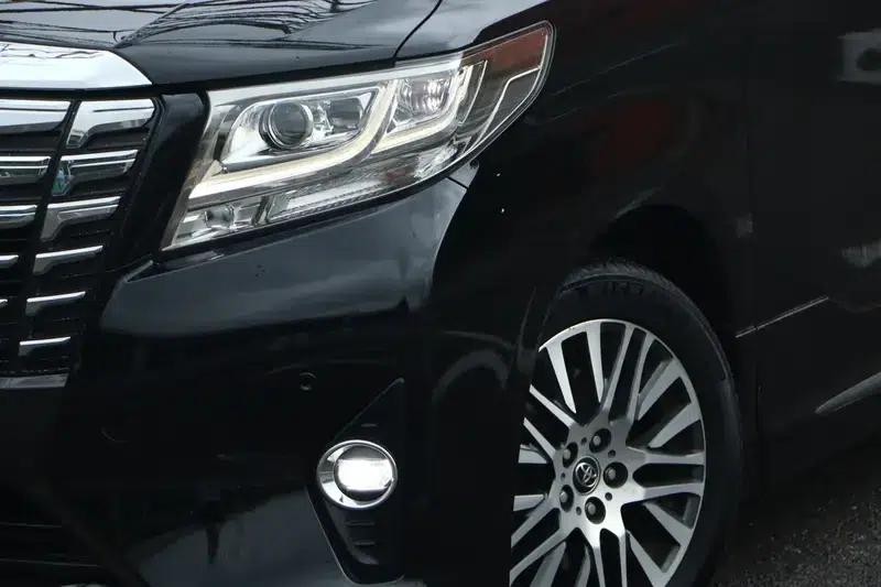 2018 Alphard 3.5L Premium Edition — миниатюра 9