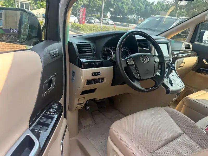2012 Alphard 3.5L Luxury Edition — миниатюра 11