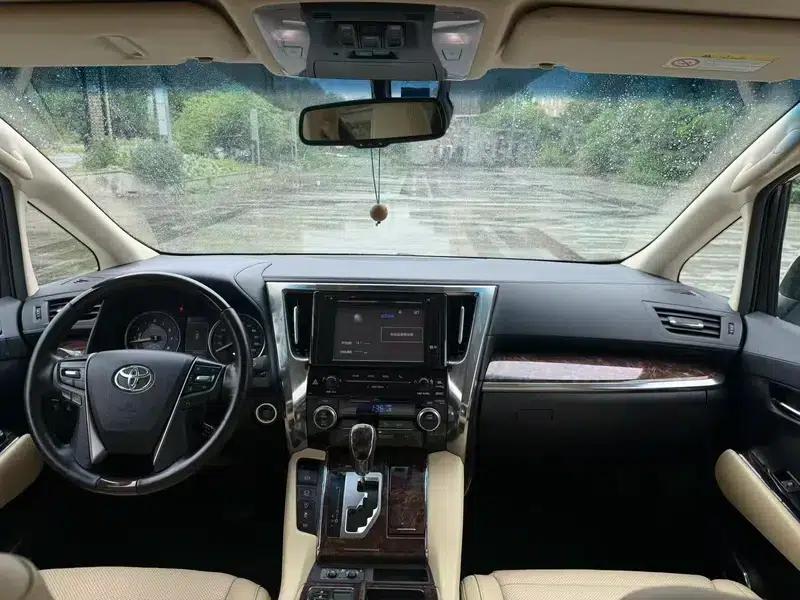 2018 Alphard Facelift 3.5L Luxury Edition — миниатюра 8