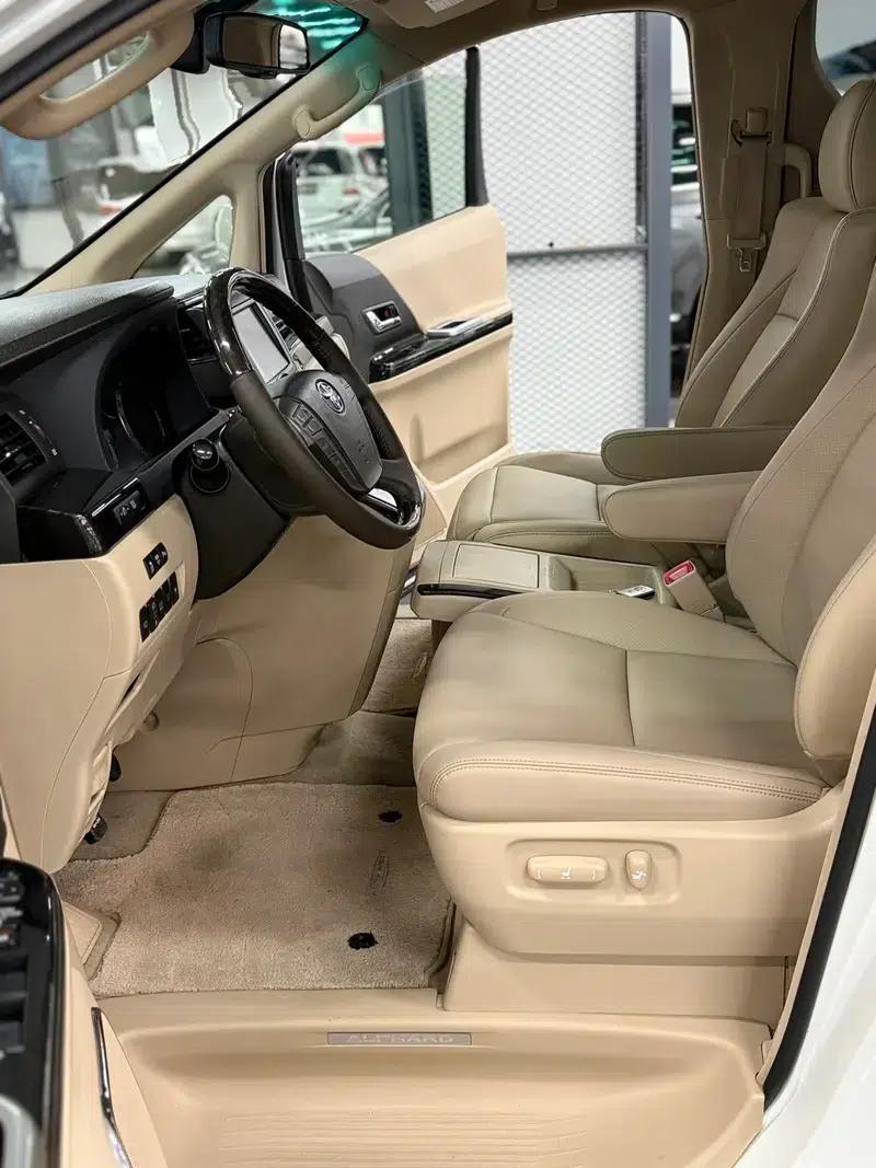 2012 Alphard 3.5L Luxury Edition — миниатюра 14