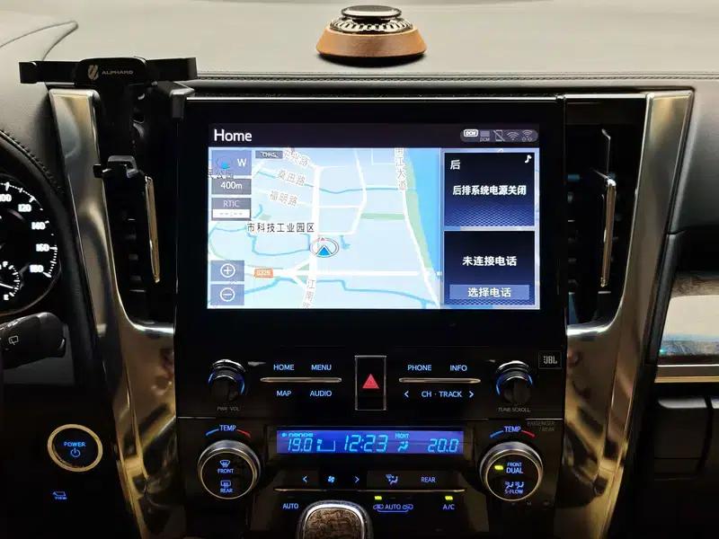 2021 Alphard Hybrid 2.5L Premium Edition — миниатюра 11