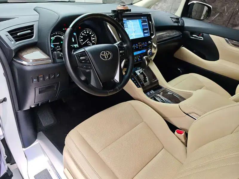 2021 Alphard Hybrid 2.5L Premium Edition — миниатюра 19