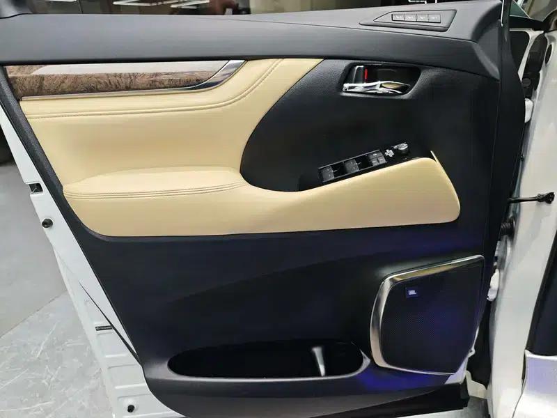 2021 Alphard Hybrid 2.5L Premium Edition — миниатюра 8