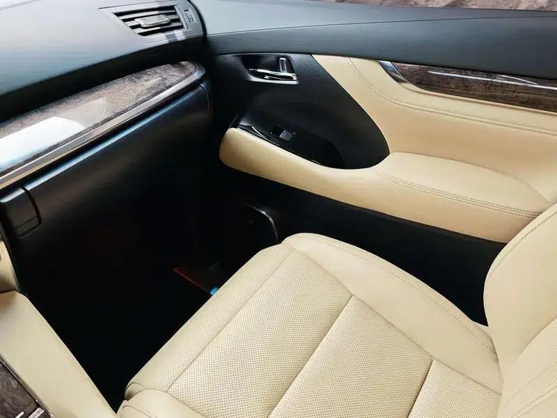 2021 Alphard Hybrid 2.5L Premium Edition — миниатюра 9